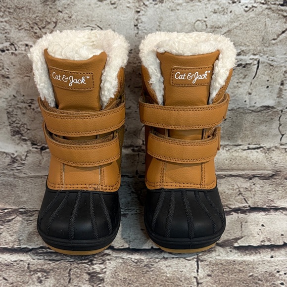 Cat & Jack Other - Cat & Jack Tan and Black Thermolite  Snow Boots